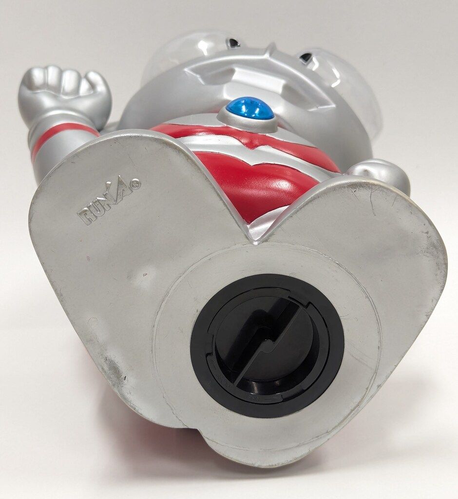 ウルトラマン レーシング サウンドマネーバンク 貯金箱　非売品 Yahoo!オークション -「サウンドバンク貯金箱」(ウルトラマン