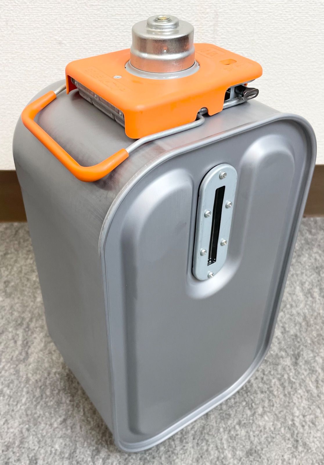 D2OE16 CORONA