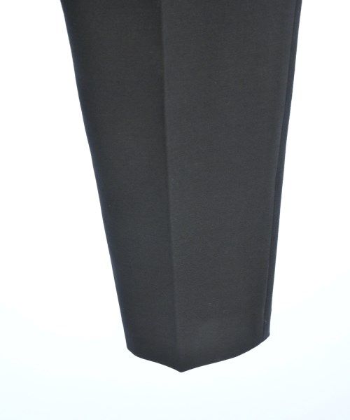 クロップドパンツ