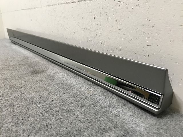 新車取り外し!LM/500h TAWH15W 純正 右 スライドドア サイドパネル