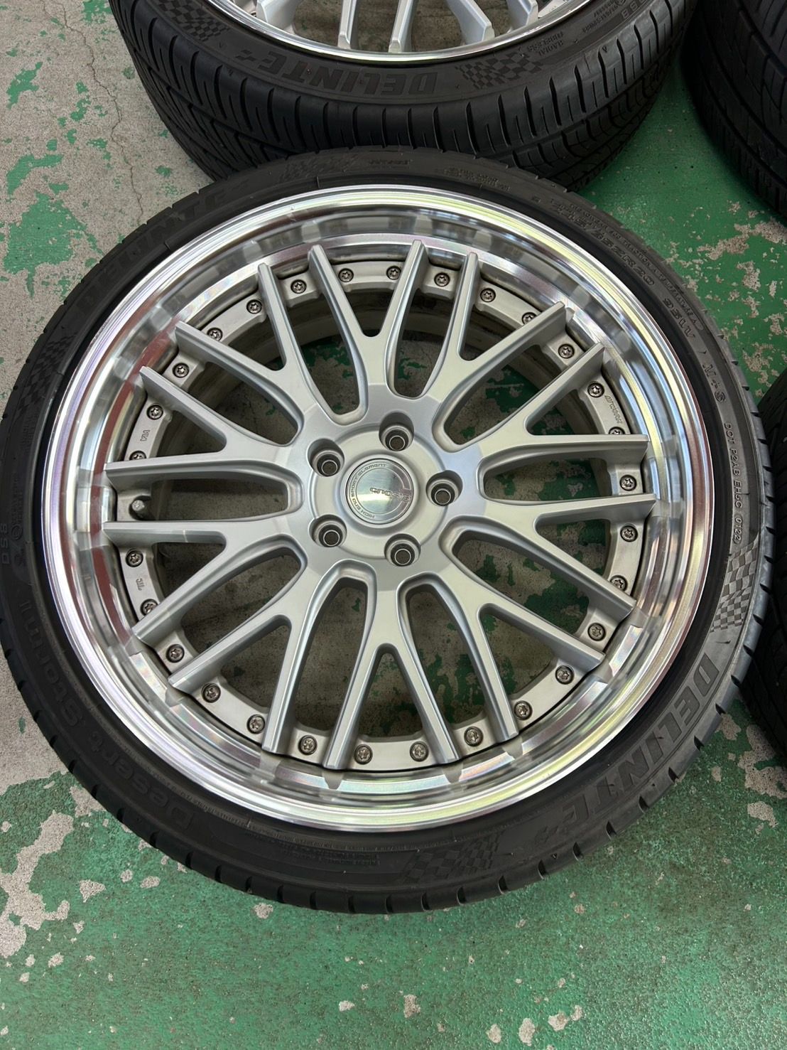 WORK GNOSIS GR4-SR 20インチ 8.5J +35 5H114.3 タイヤ付き4本セット