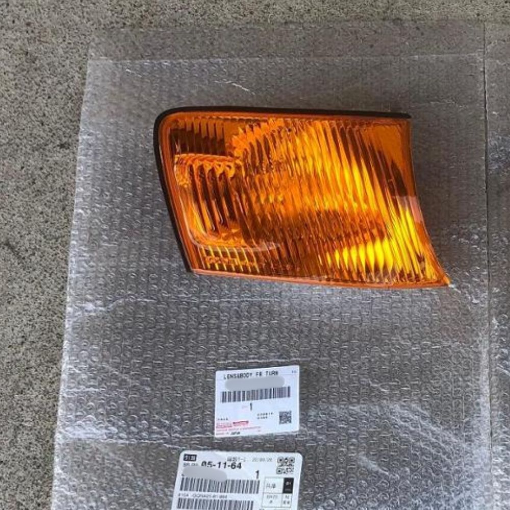 トヨタ 純正 TOYOTA 正規 フロント ターンシグナルランプ レンズ RH 運転席 チェイサー GX100 JZX100 パーツ エンジン タイヤ カスタム
