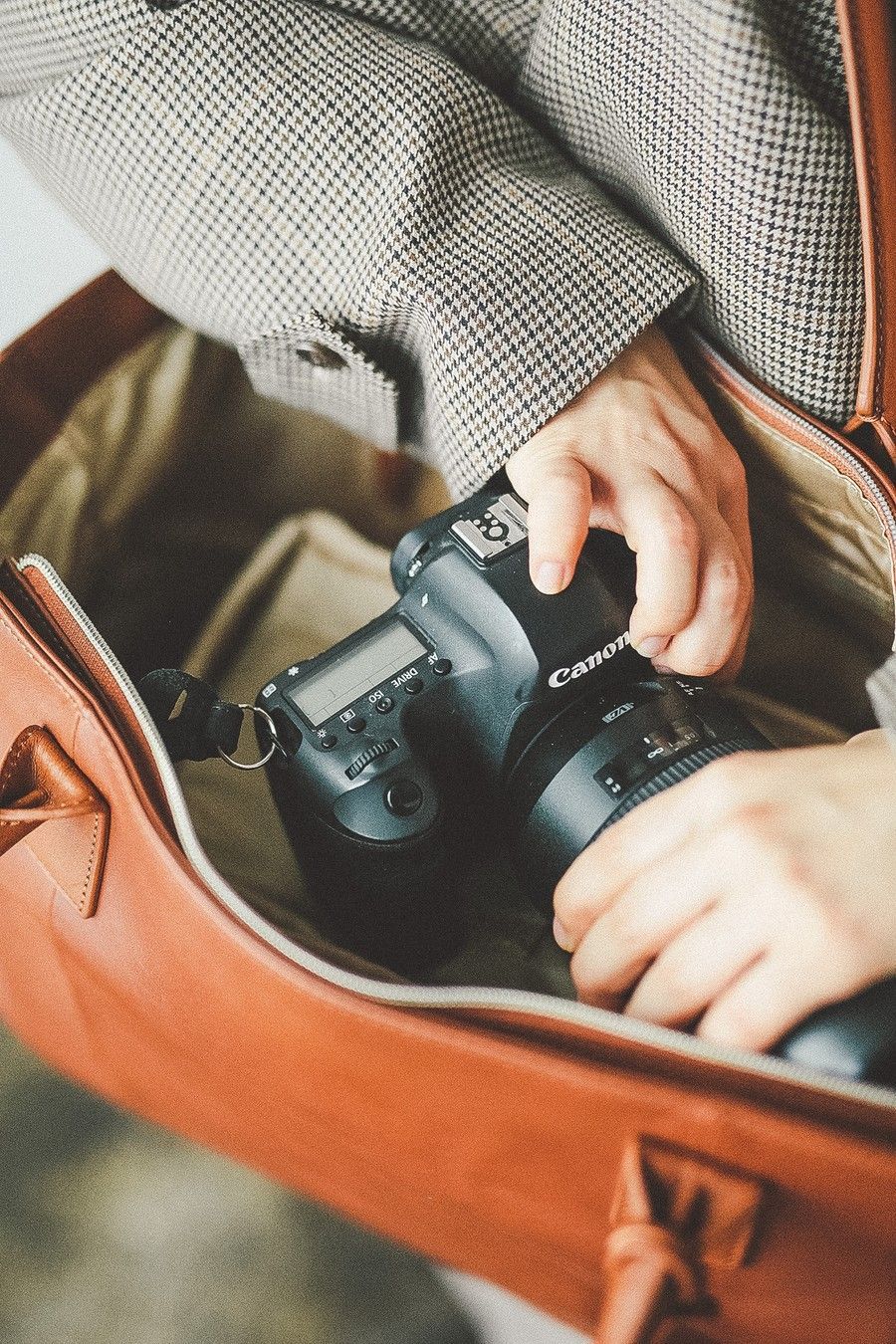 カメラバッグLIF 国産姫路レザー使用