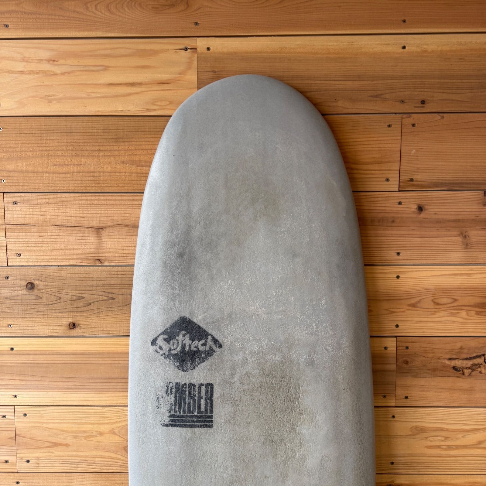 中古 SOFTECH ソフテック BOMBER ボンバー 5'10 サーフボード