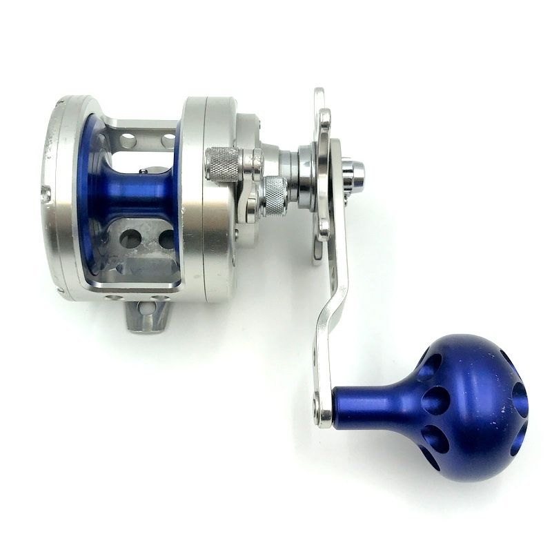 ダイワ ソルティガ Z30 ジギングリール 美品 Daiwa ダイワ ソルティガ Z30 ベイトリール ジギングBelanja di