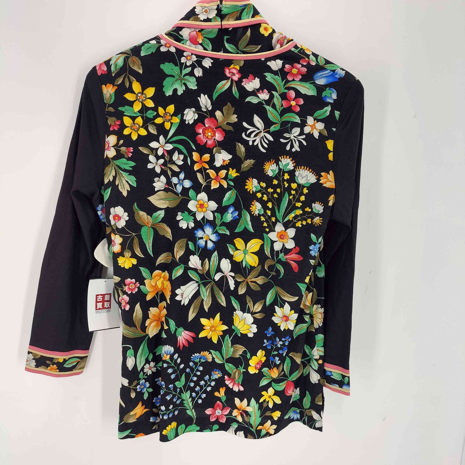 レオナール LEONARD シルク混 花柄ハイネックノースリーブ