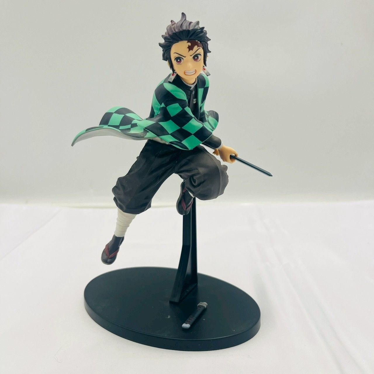 ❗️✨ディスプレイ展示用に✨❗️】鬼滅の刃 フィギュア8体セット 炭