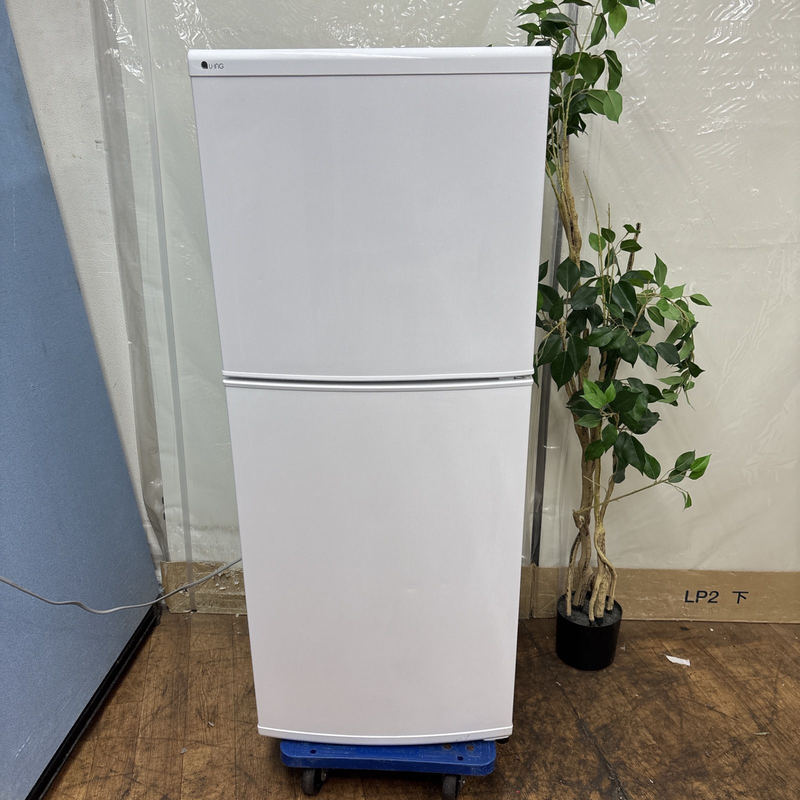 I472 名古屋市近郊配送設置無料 品♪ ユーイング 冷蔵庫 140L 動作 済 クリーニング