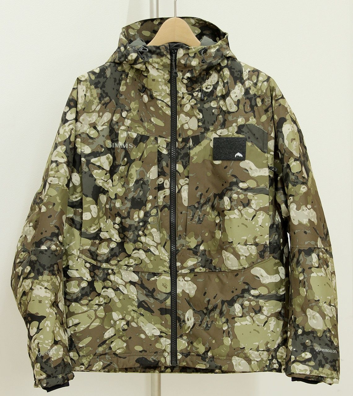 【未使用】SIMMS ジャケット　カモフラ SIMMS チャレンジャージャケット&チャレンジャービブ入荷