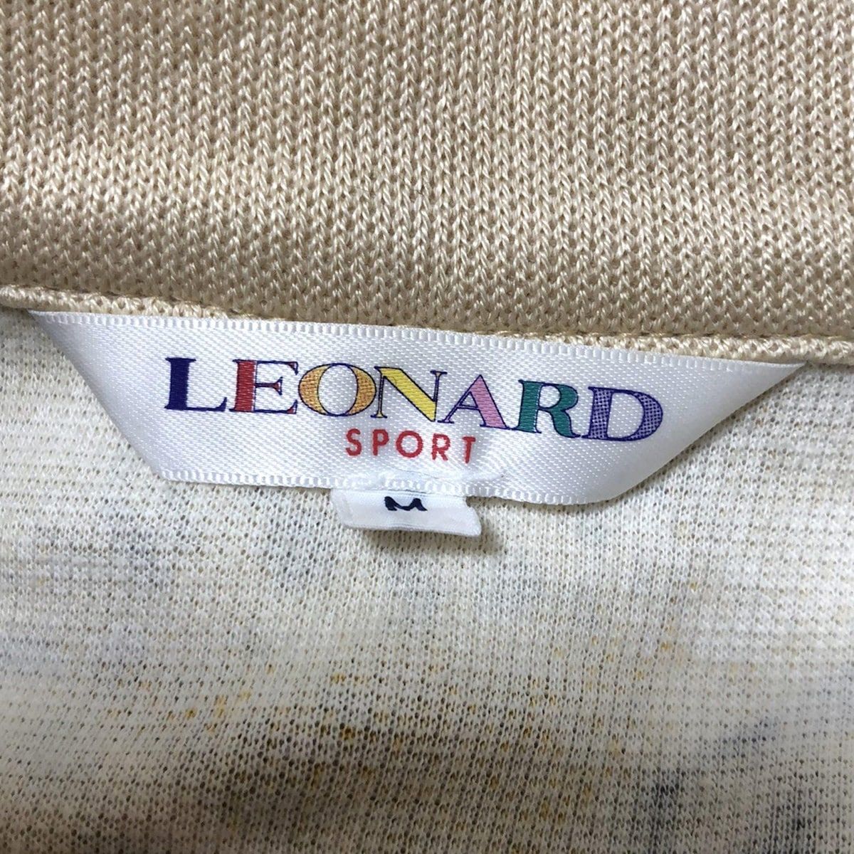 ベージュ×ライトブラウン×マルチ