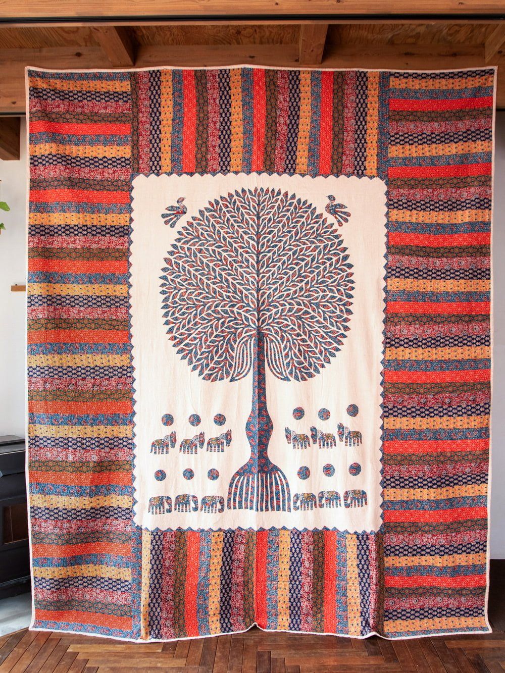 77❁︎レアな大判ロング！ヴィンテージ カンタキルト ラリーキルト　ソファーカバ 77❁︎レアな大判ロング！ヴィンテージ カンタキルト ラリーキルト