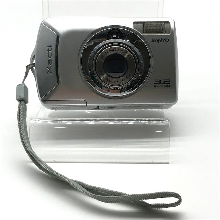 【完動品】SANYOデジタルカメラ　DSC-S1 Xacti 完動品】SANYOデジタルカメラ DSC-S1 Xacti - メルカリ