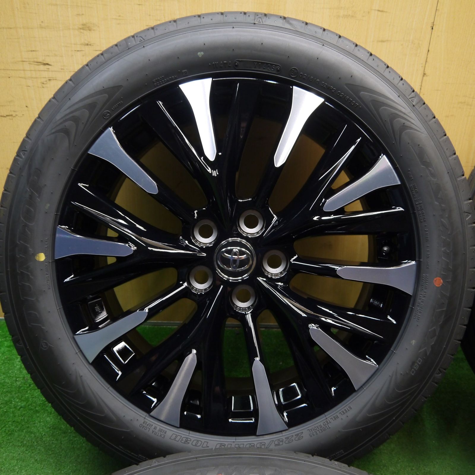 納車前外し アルファード エグゼクティブ 純正 225/55R19 新車外し トヨタ TOYOTA 40系 新型 アルファード ヴェルファイア