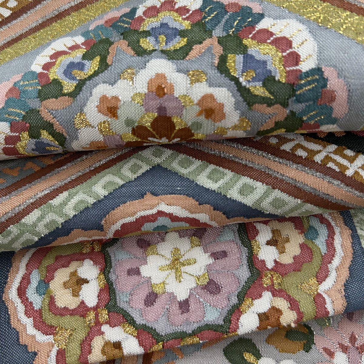金色 お太鼓柄