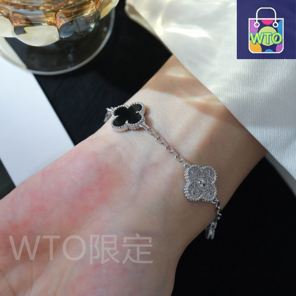 Van Cleef & Arpels 四つ葉のクローバーブレスレット Van Cleef & Arpels] ヴァンクリーフ＆アーペル Vca 四つ葉の