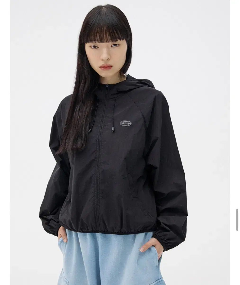 Oioi collection ロゴ ワッペン ポイント ウィンドブレーカー