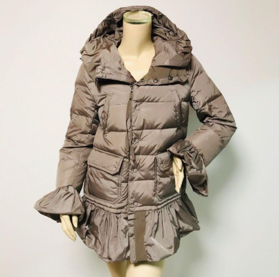 美品☆MONCLER・モンクレール SERRE レディース ブランドアイコン 