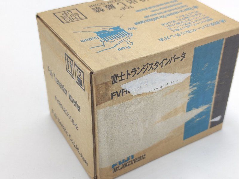 パネル 説明書なし 未使用 富士電機 インバータ FVR0.2C11S-2