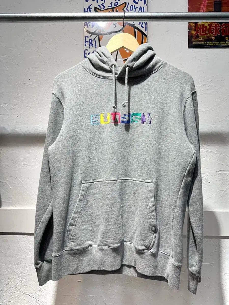 STUSSY ステューシー ジャパン ロゴ 刺繡 長袖 フード付きTシャツ