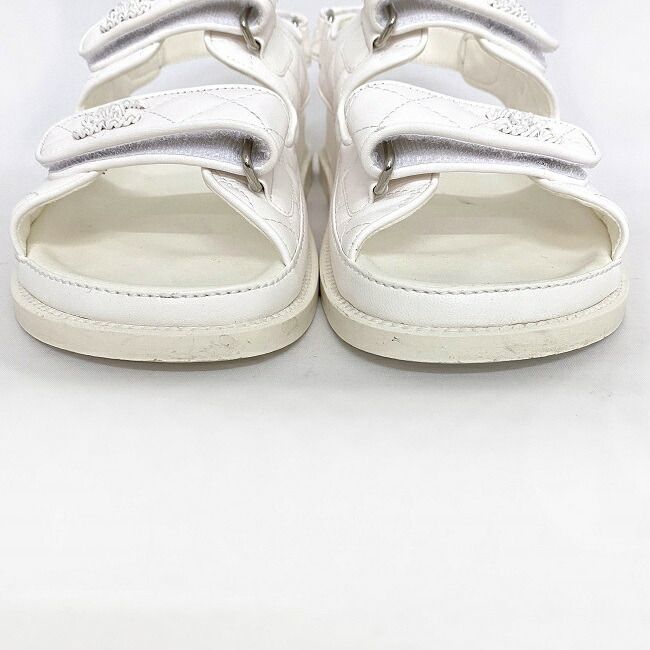 シャネル ヘッドフット サンダル ホワイト マトラッセ G31848 - メルカリ