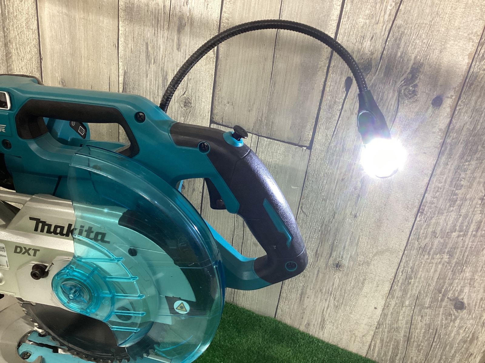 動作品 マキタmakita♪18vコードレススライドマルノコ