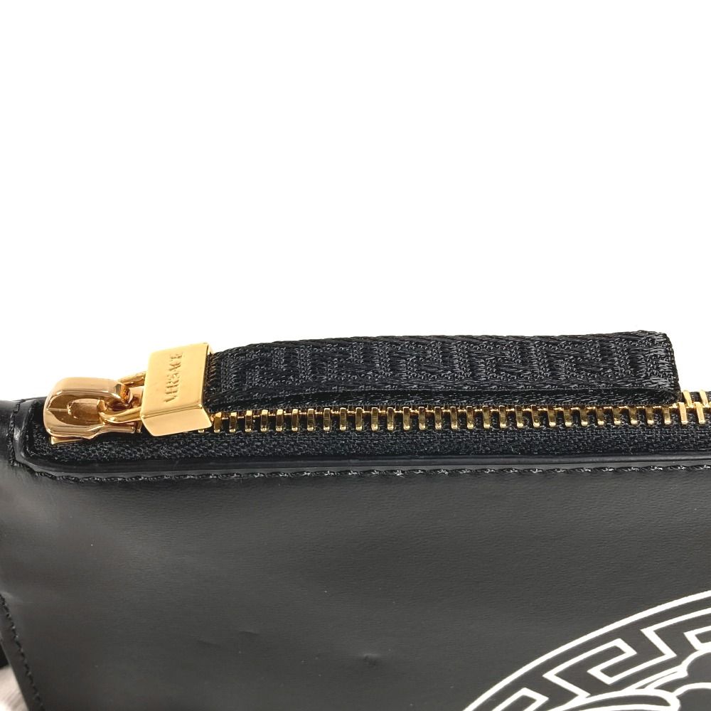 美品 ヴェルサーチ レザー クラッチバッグ メデューサ ロゴ型押し ブラック 関税込】VERSACE ヴェルサーチェ◇メデューサ クラッチバッグ