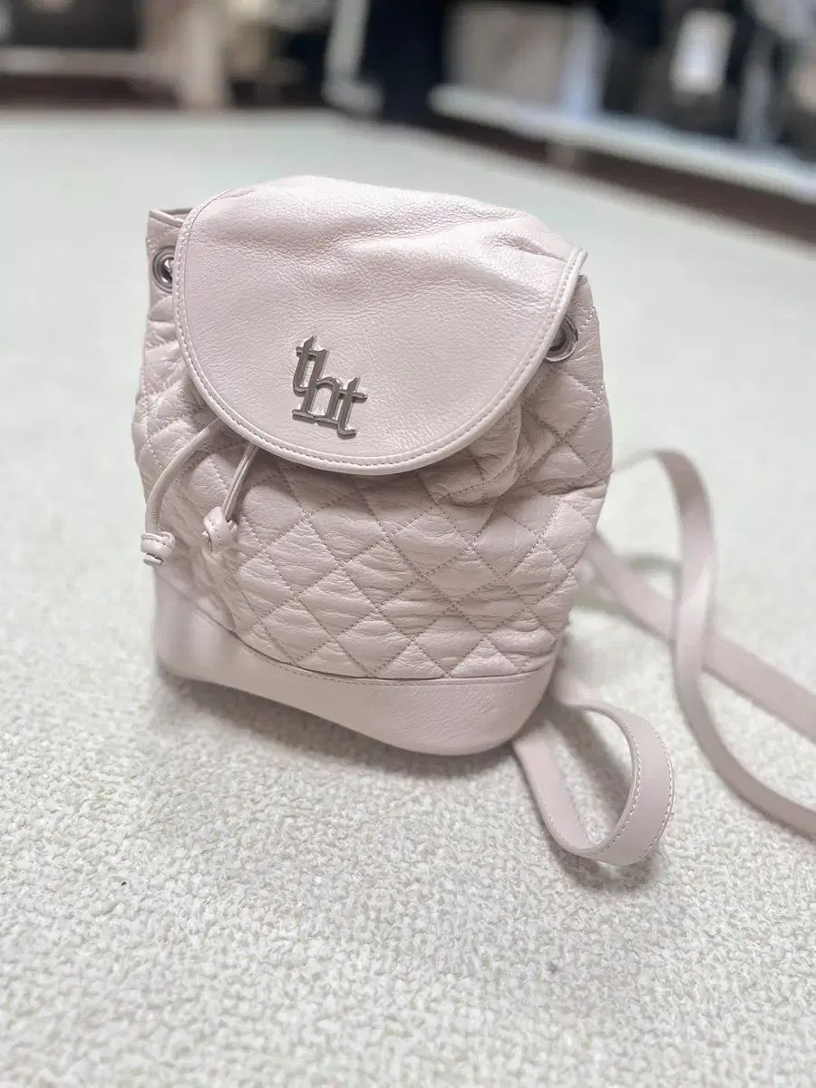 threetimes(スリータイムズ) threetimes acorn キルティング リュック