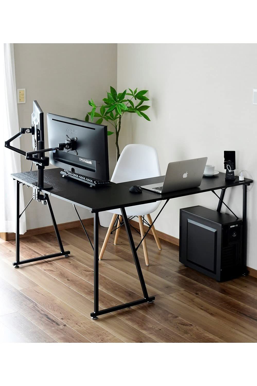 ブラック/シャイニーブラック 組立品 PND-1300(BK/SBK) 幅110×奥行130×高さ70cm パソコンデスク pcデスク 脚元ひろびろ 耐荷重70kg テレワーク 2口コンセント付き (L字デスク) デスク [山善]
