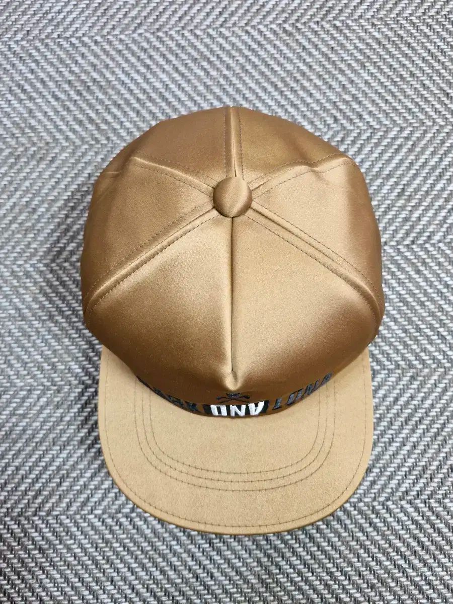 MARK - LONA マークアンドロナ 帽子 M サイズ