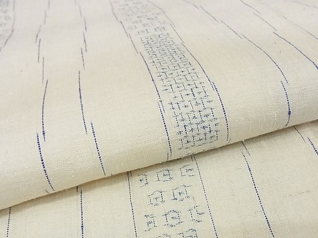 平和屋本店□極上 本場結城紬 重要無形文化財 80亀甲 飛び亀甲柄 奥順