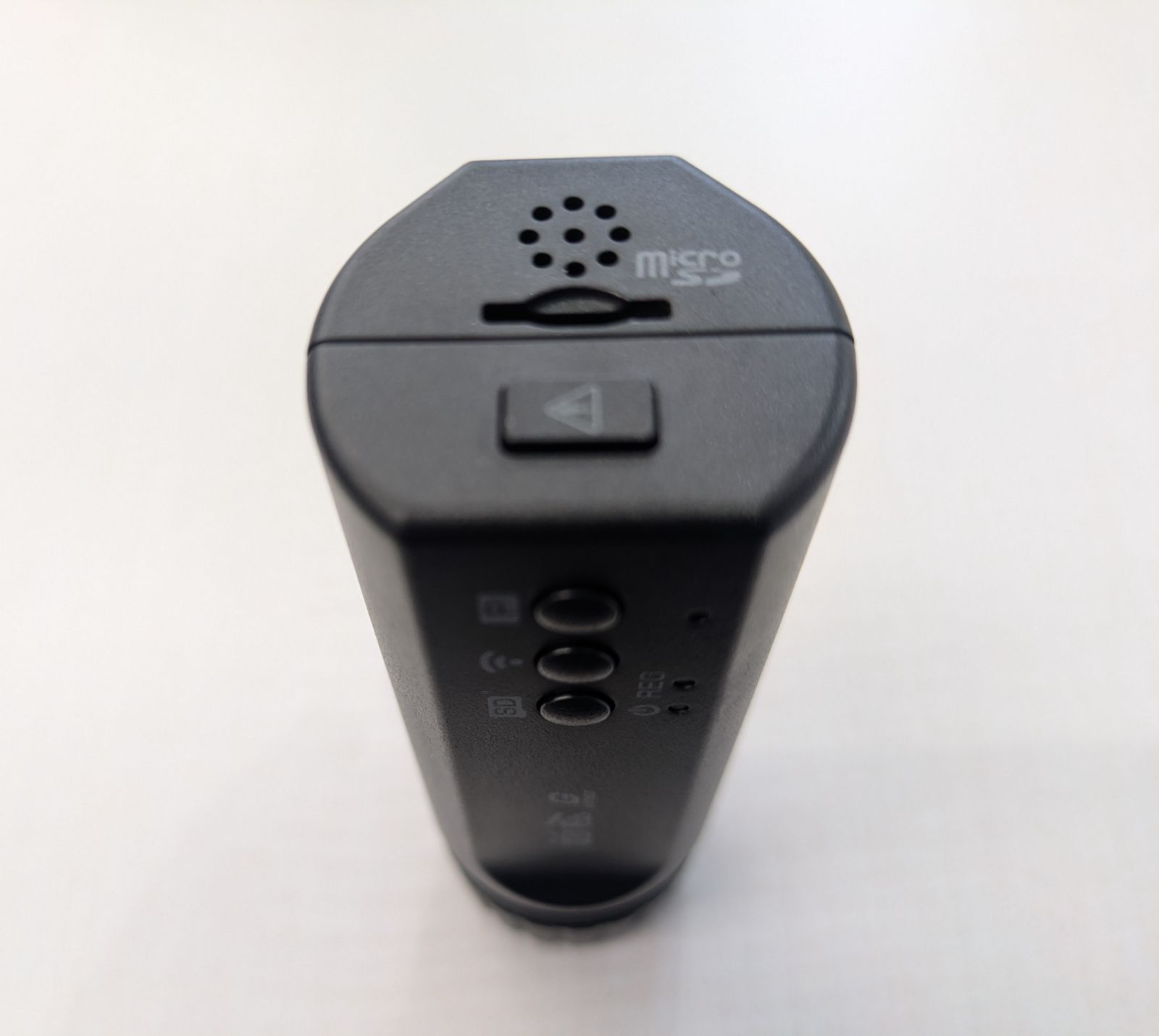 ユピテル 前後ドライブレコーダー SN-TW81d 通電確認のみ未使用品 ユピテル 中古品 前後ドライブレコーダー SN－TW81d 本体のみ
