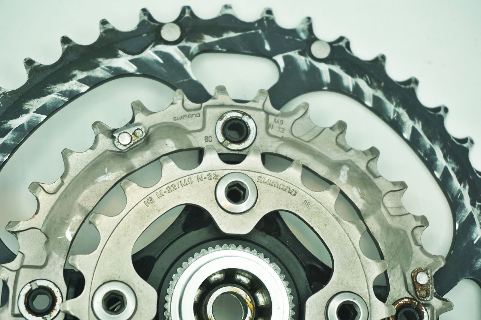 Shimano Deore XT クランクセット FC-M752 175mm Shimano Deore XT FC-M752 crankset 48/38/26 teeth 175 mm