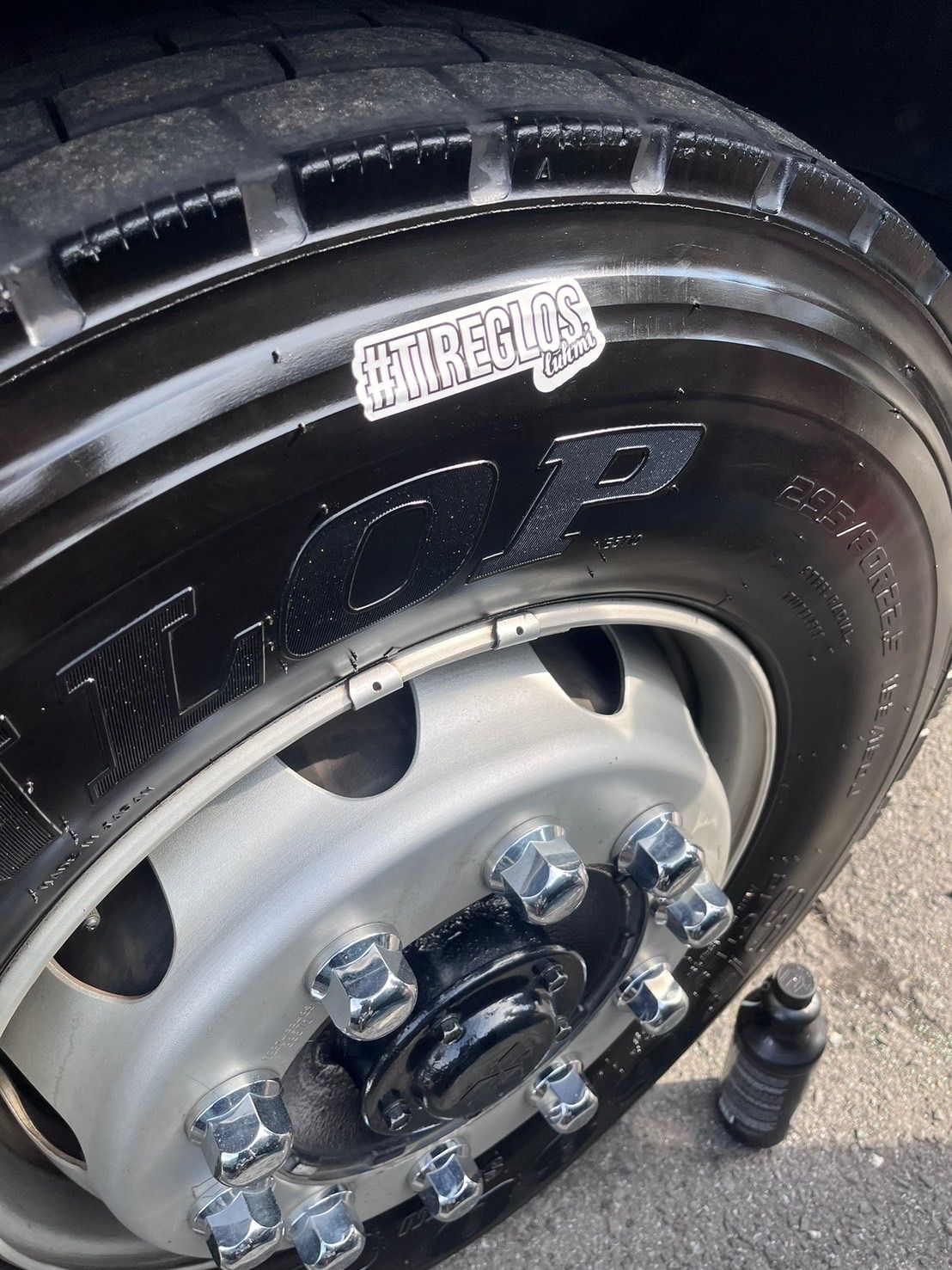 tire gloss
