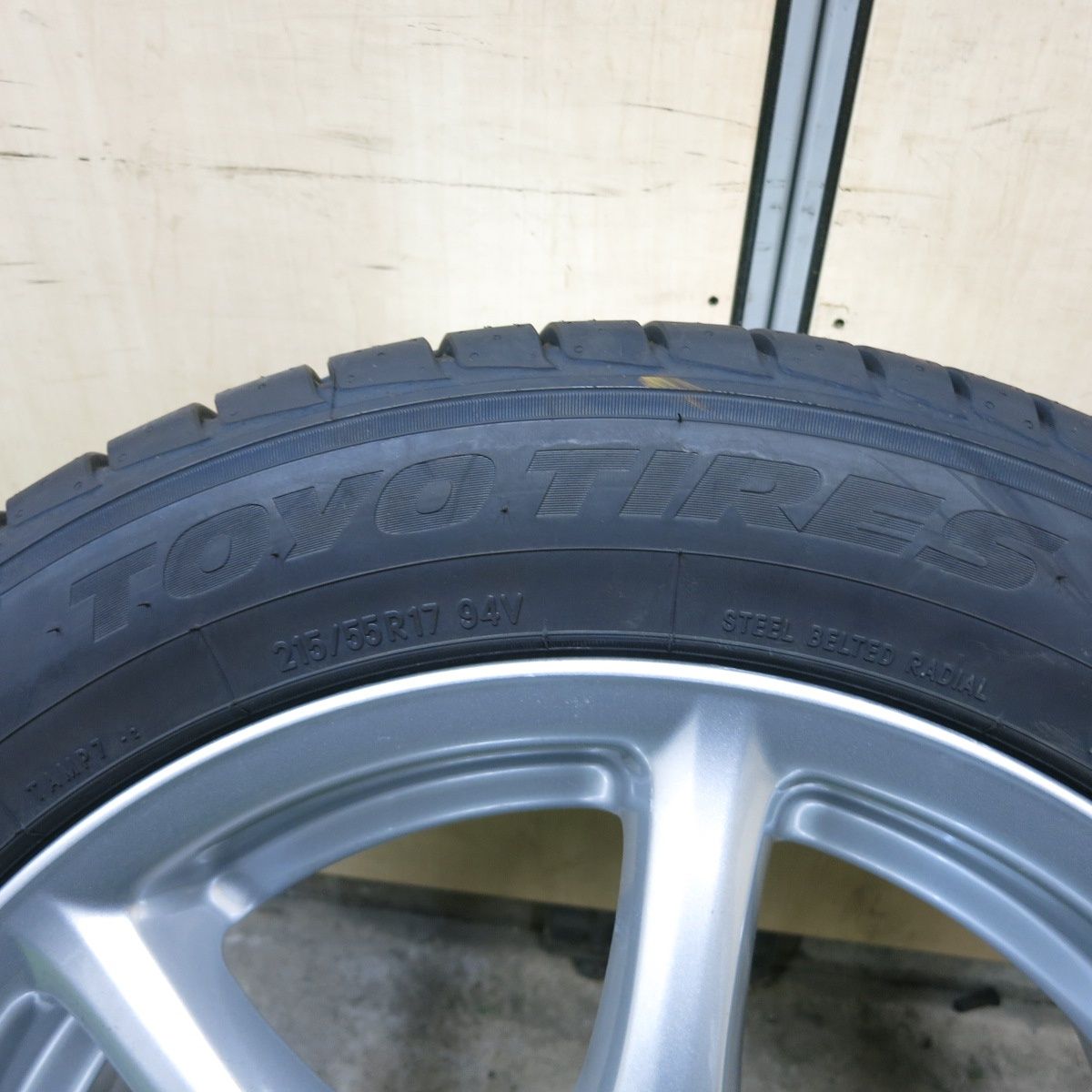 新世代の 25年 1本 トヨタ 50系 エスティマ 純正 215 55R17 トーヨー トランパス MP7 17インチ PCD114.3 5H 5091003ナノ トレンド品が満載！