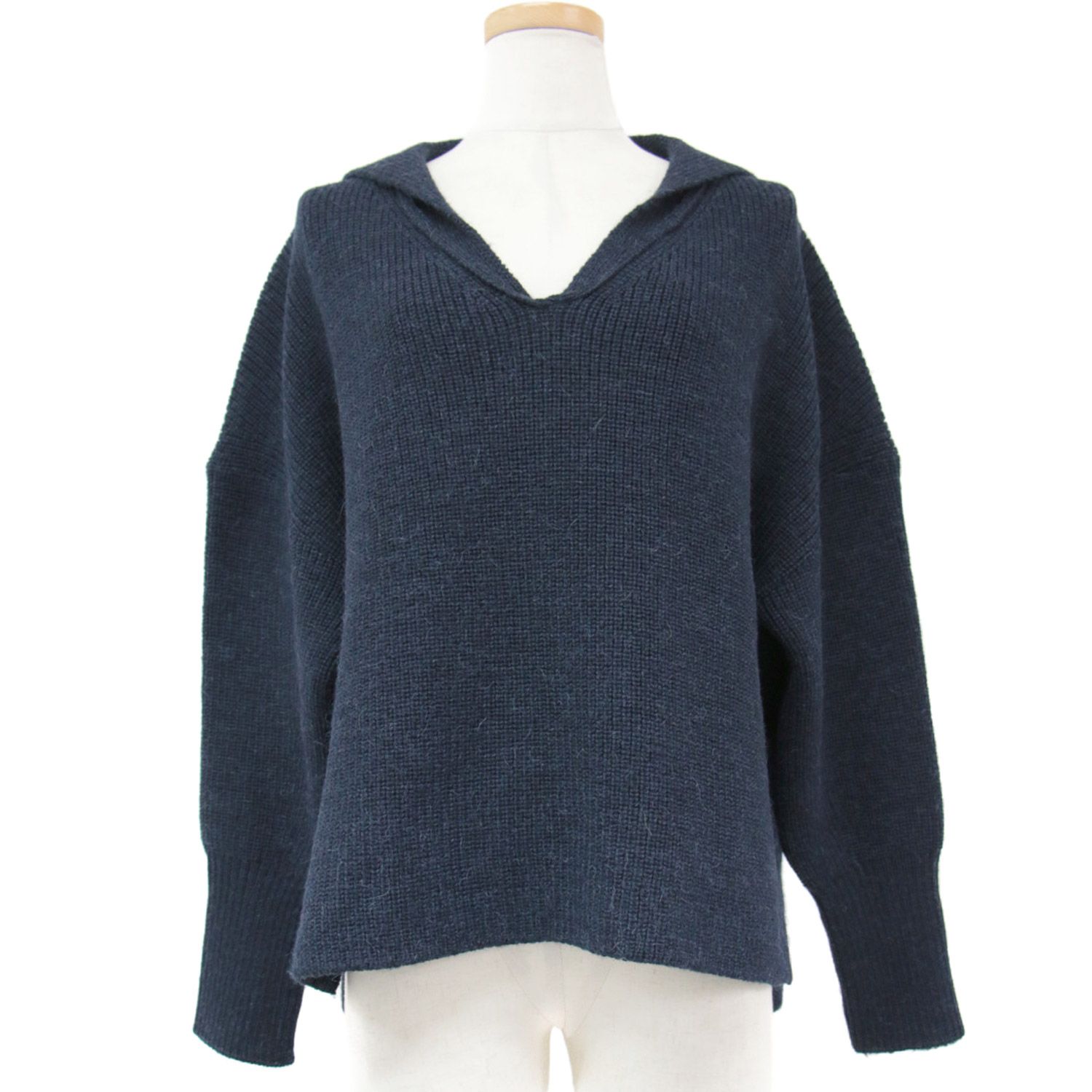 【新品タグ付】定価3.2万円　TICCA フードプルオーバー　ニット　セーター