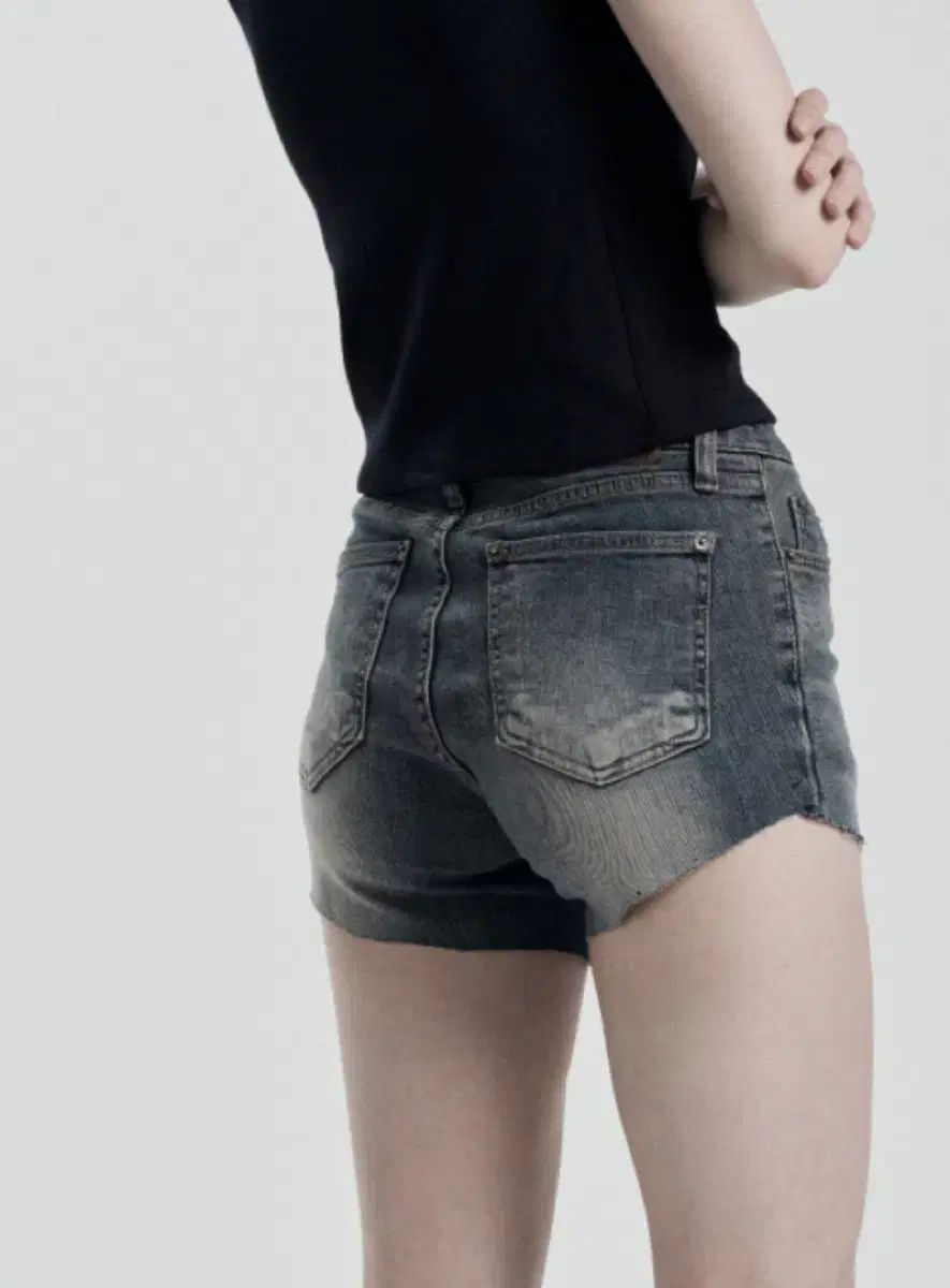 shorts 2