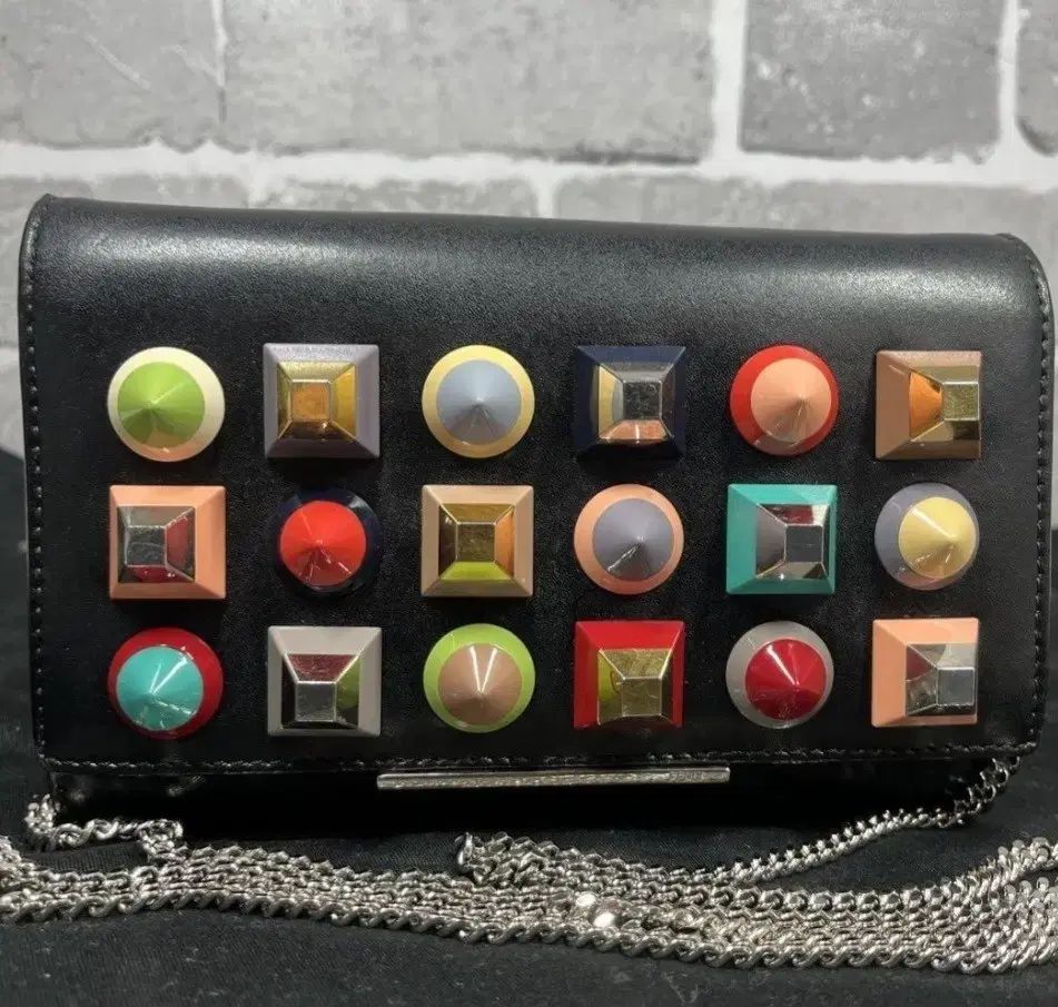 FENDI フェンディ ブラック スタッド チェーン 財布 バッグ