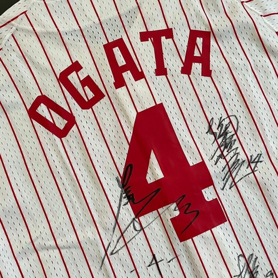 Carp カープ 広島東洋カープ サイン入りユニフォーム 背番号4 白