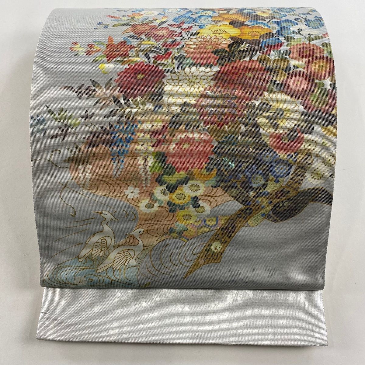 袋帯 銀通し 花唐草 鳥 金彩 素敵なデザイン お太鼓柄 正絹 T-3885