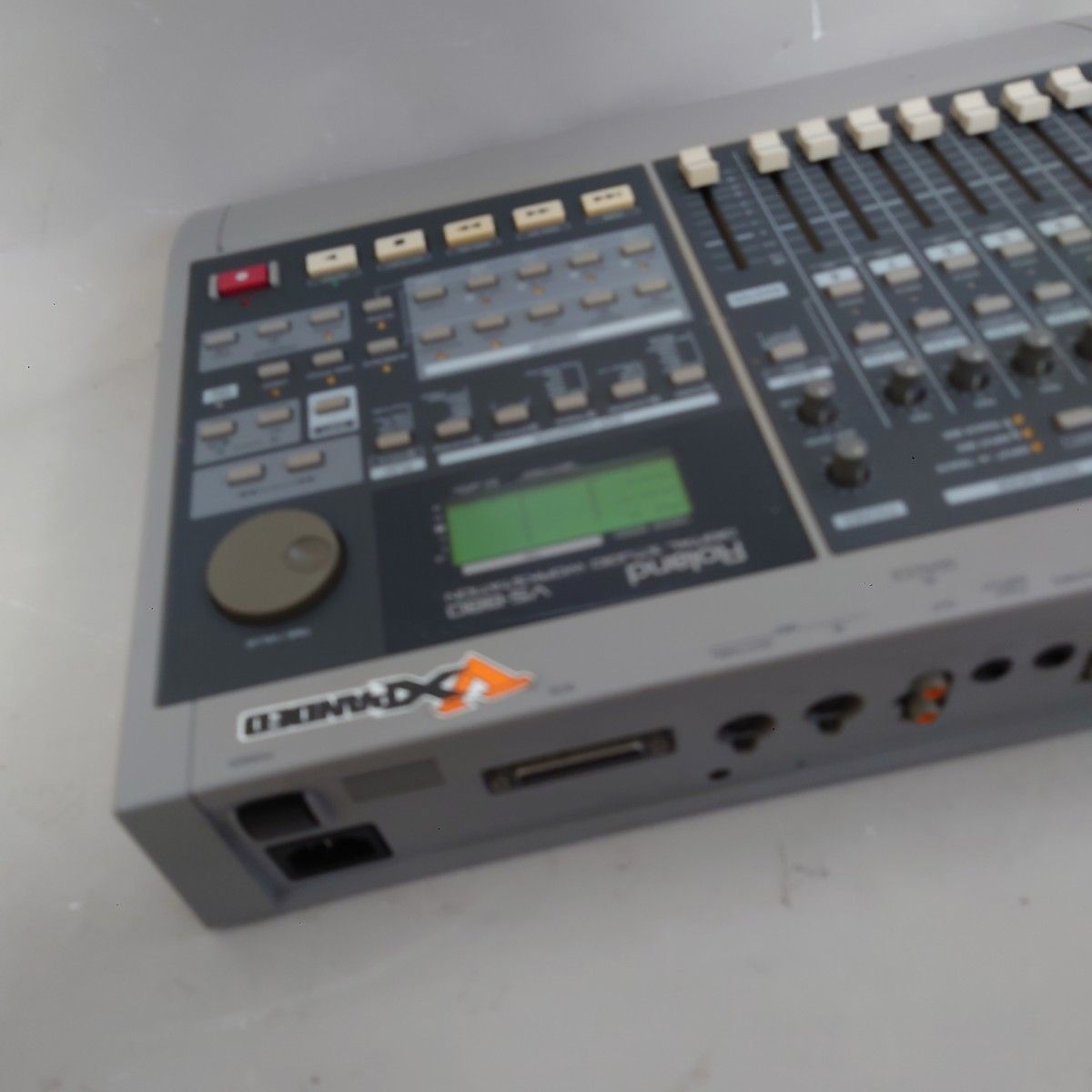 Roland VS-880 マルチトラックレコーダー Amazon.co.jp: Roland ローランド Digital Studio Workstation