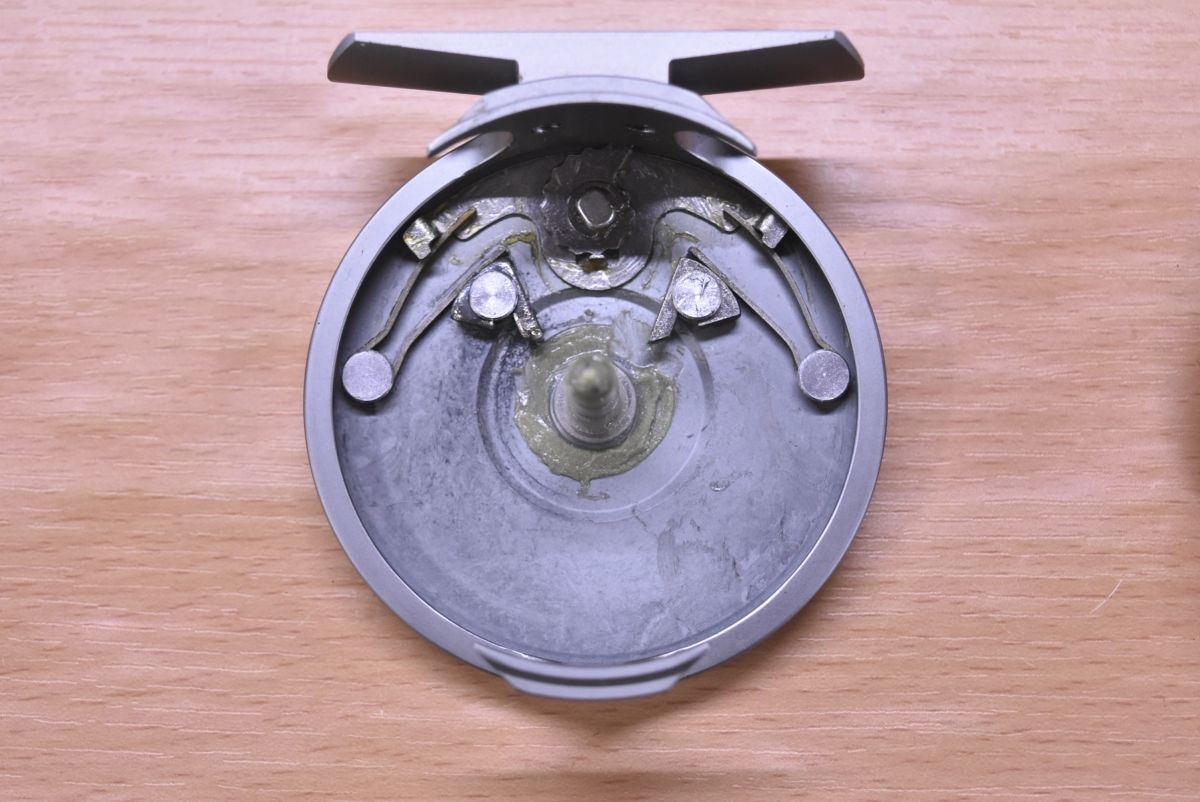 ☆Daiwa ダイワ Alltmor-s アルトモア 200 フライリール 釣り具 釣り