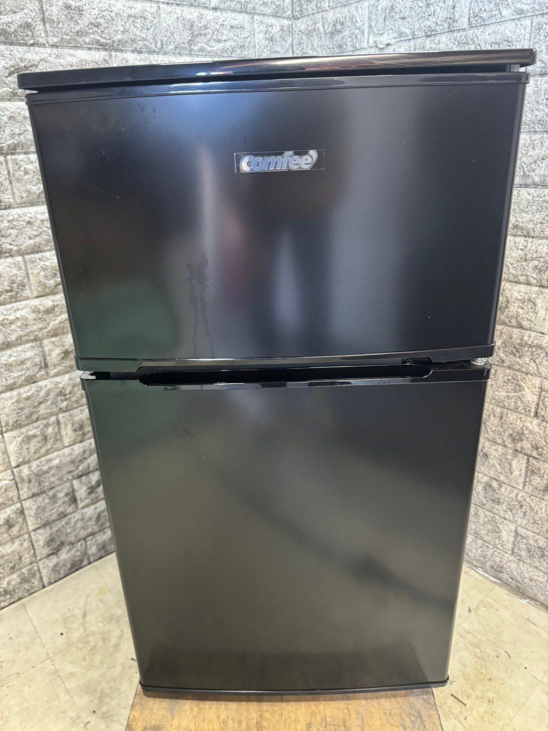 全国送料無料☆3か月保証付き☆冷蔵庫☆コンフィー☆2022年☆90L  