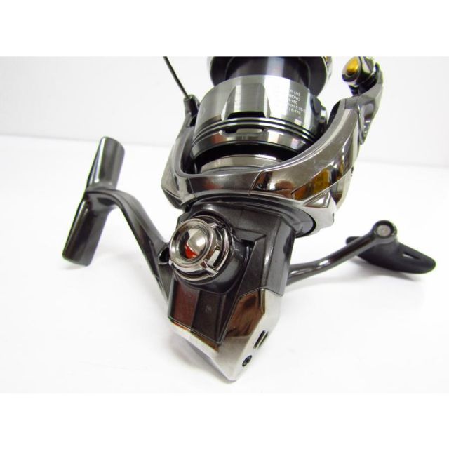 24 ツインパワー C3000 TWIN POWER リール スピニングリール SHIMANO