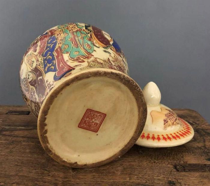 清光緒釉里紅双喜茶壺 景徳鎮 陶磁器 装飾品 現代工芸品 美術品 置物 清光緒釉里紅双喜茶壺 景徳鎮 陶磁器 装飾品 現代工芸品 美術品