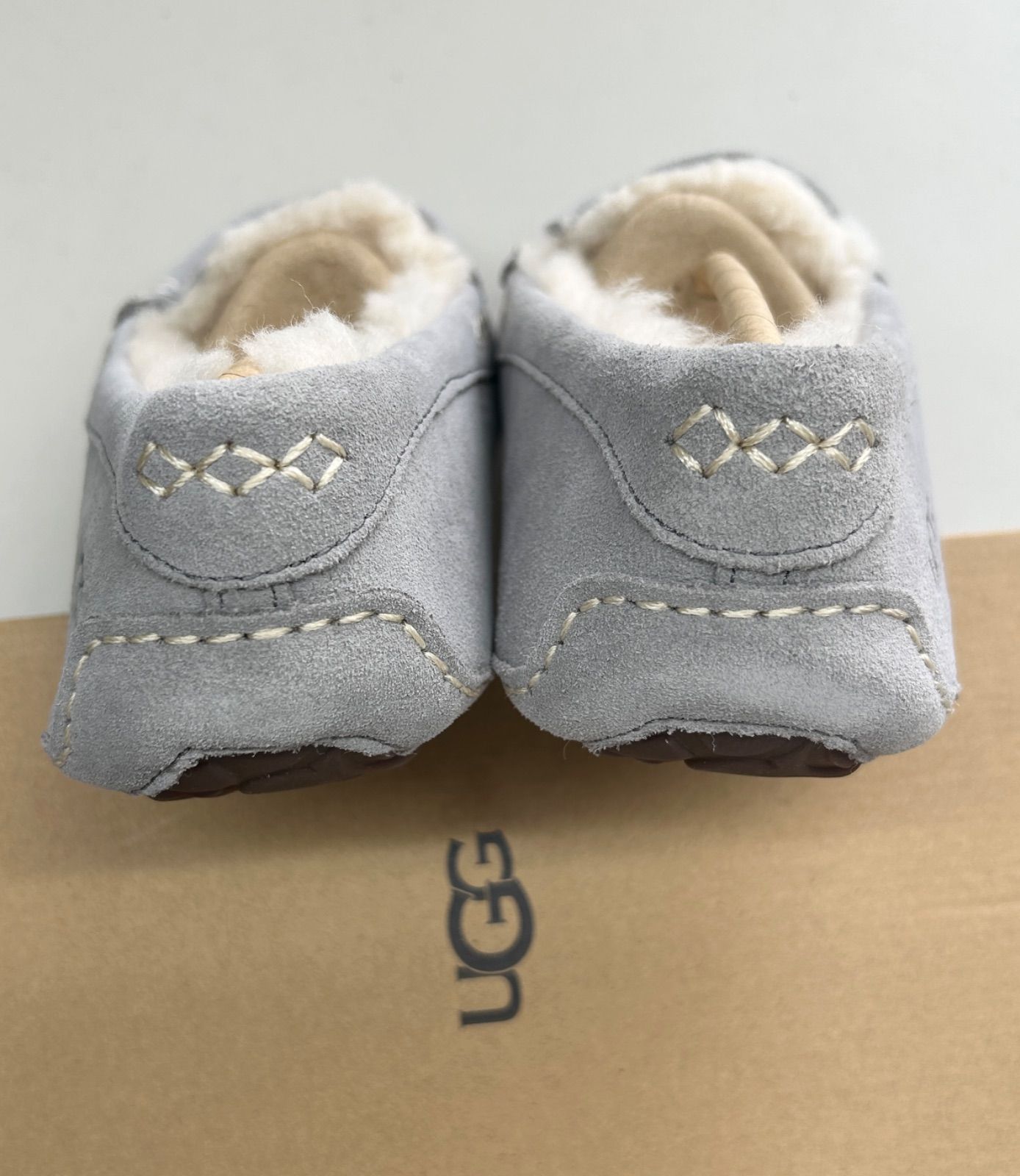 ◾️UGG Ansley