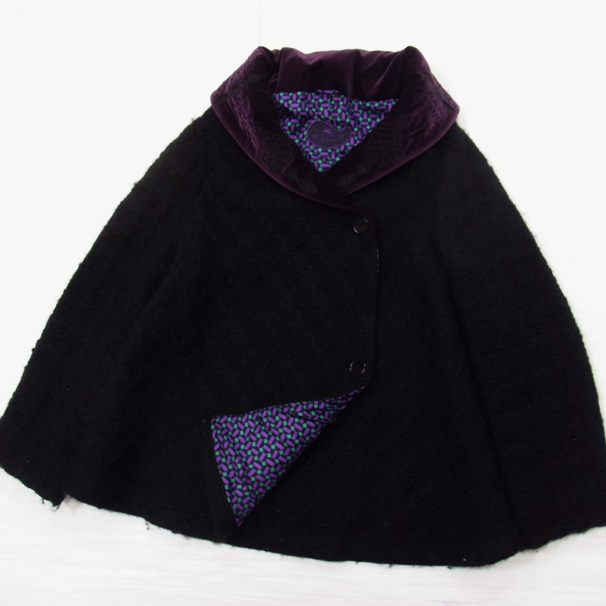 エトロ　黒ジャケット　ショートコート　秋冬　ETRO イタリア製 エトロ 黒ジャケット ショートコート 秋冬 ETRO イタリア製