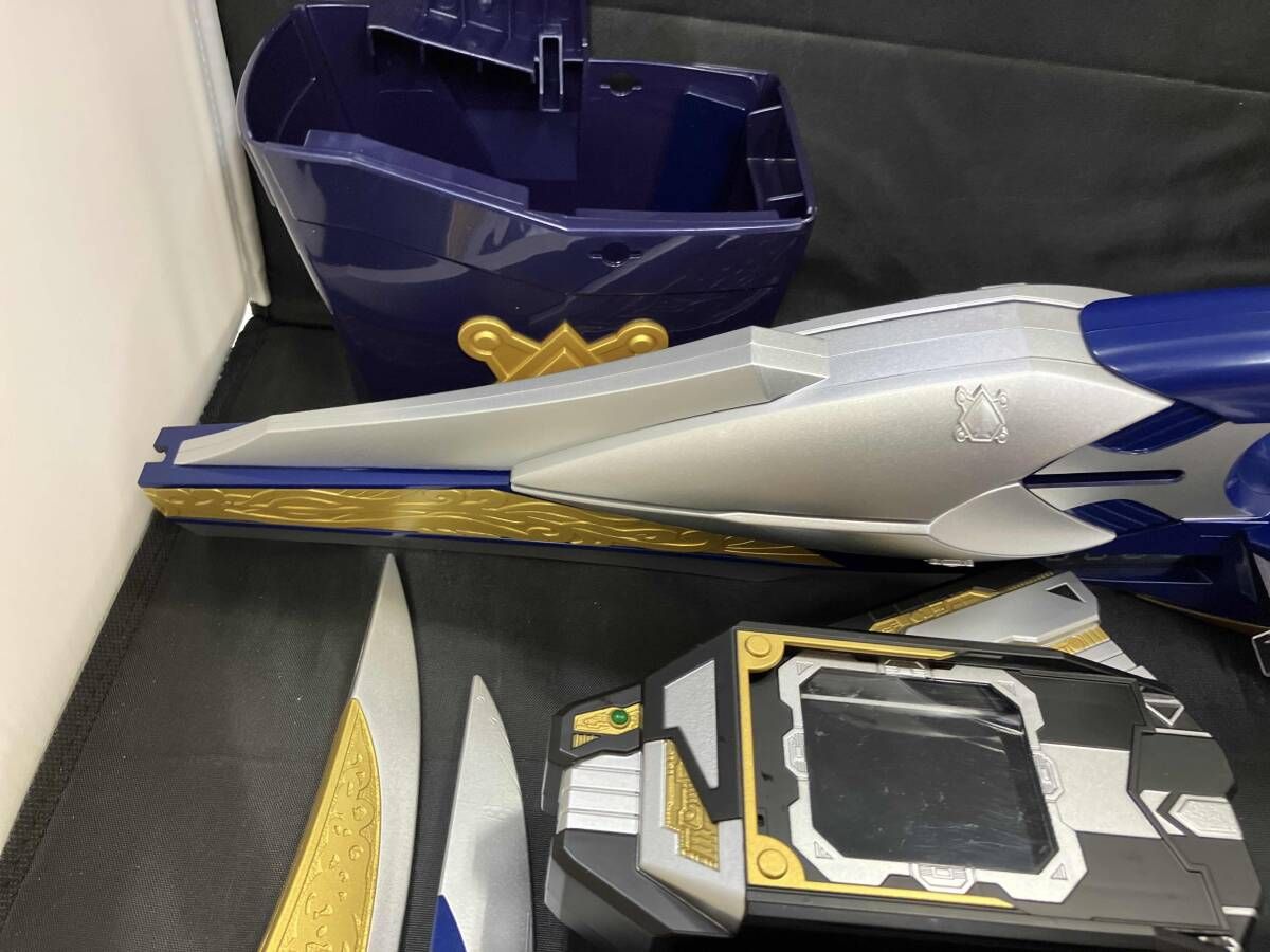 ouh448# 送料無料 CSM ブレイバックル&ラウズアブゾーバー&ブレイラウザー 仮面ライダー剣 COMPLETE SELECTION MODIFICATION CSM ブレイバックル \u0026 ラウズアブゾーバー \u0026 ブレイラウザー