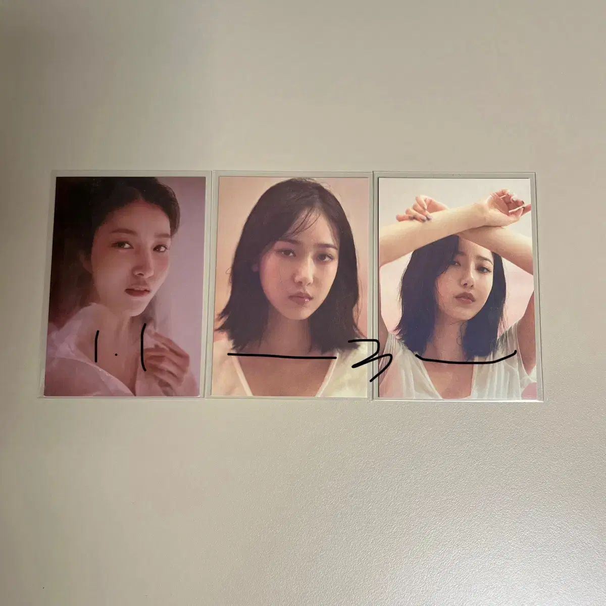 GFRIEND(ジーフレンド) VIVIZ(ビビジ) HYBE ハイブ 展示会