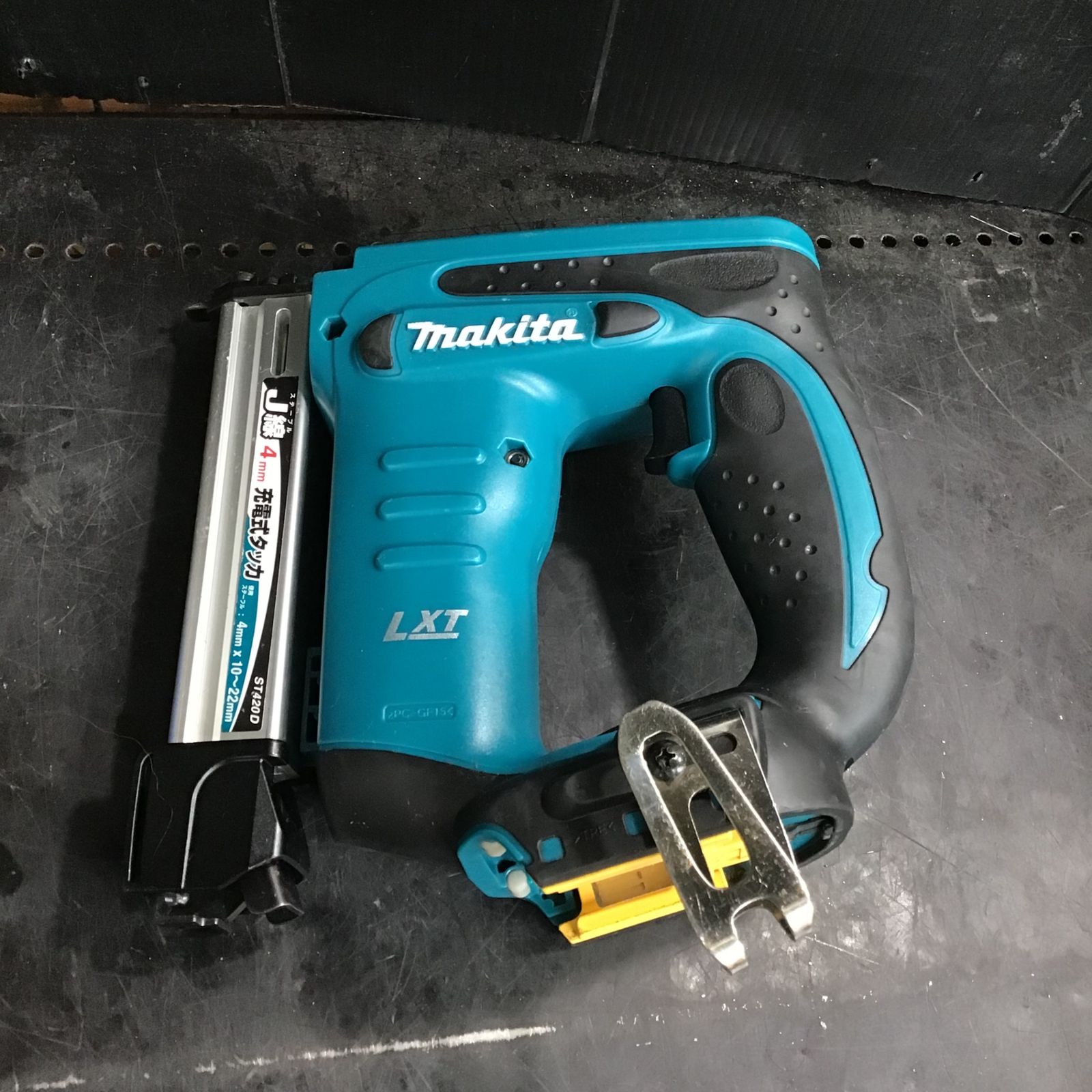 ☆マキタ(makita) コードレスタッカ ST420DZK【草加店】 - メルカリ 