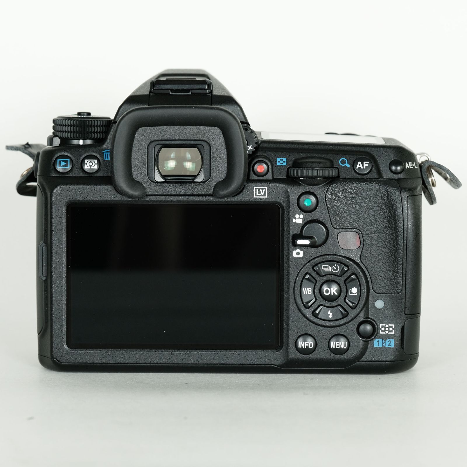 貴重&美品⭐PENTAX ❤️最後のCCD機❤️ K-m ボディ＆レンズセット CCD時代のPENTAX機は、値頃感もあって楽しいぞ。｜記憶カメラ